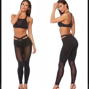 Bombshell sportswear mesh leggings black size S